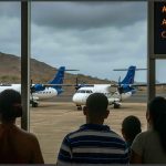 "Reportagem detalhada revela que, até agora, a chegada dos novos aviões não resolveu a crise de pontualidade nos voos domésticos"