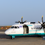 Aeronave ATR da companhia cabo-verdiana Halcyonair no Aeroporto Internacional Amílcar Cabral, no Sal, em fotografia de arquivo.