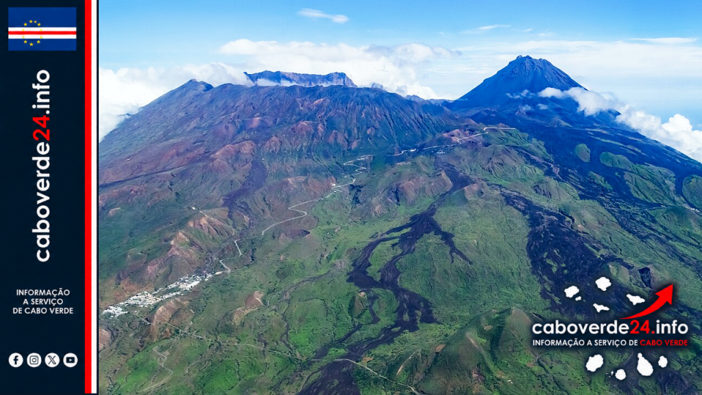 Vista aérea das encostas sul da ilha do Fogo, entre São Filipe e a Praia, em fotografia de arquivo de 2022; a imagem é ilustrativa e não mostra o furo FFG 59.