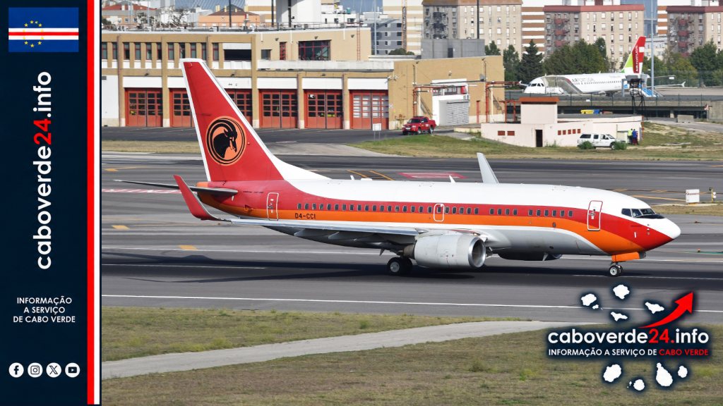 Avião operado pela TACV fotografado no aeroporto Humberto Delgado, em Lisboa. Imagem de arquivo; não documenta a assembleia-geral.