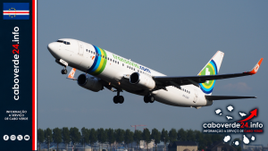Arquivo — avião Boeing 737-800 da Transavia fotografado no aeroporto de Schiphol, em 2014. A imagem não mostra o voo de 26 de outubro de 2026.