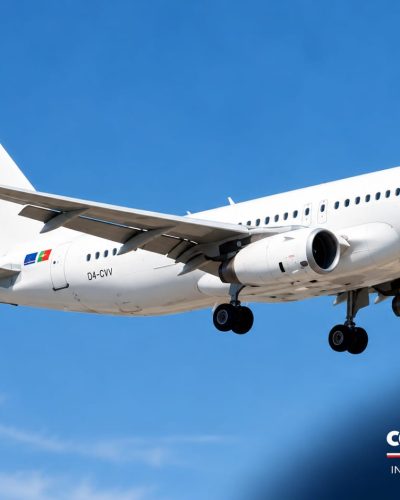Cabo Verde Airlines recorre a avião português enquanto Boeing está fora de operação  “Airbus A320 da White Airways assegura ligações entre Cabo Verde e Lisboa. A solução permite manter os voos internacionais, mas continuam por esclarecer o motivo da indisponibilidade do Boeing e os custos do aluguer.”