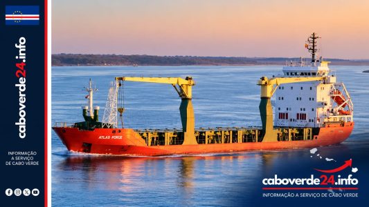 Senegal quer reforçar transporte marítimo com Cabo Verde, mas fica uma pergunta sobre a ligação inaugurada em 2025  “Empresários senegaleses discutiram novas oportunidades com a ENAPOR. Os encontros revelaram também um forte desequilíbrio comercial: em 2024, o Senegal exportou para Cabo Verde cerca de 160 vezes mais do que importou do arquipélago.”