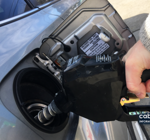 Abastecimento de gasolina numa imagem ilustrativa captada nos Estados Unidos.